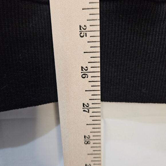 MTV Graphic Floral Retro Crewneck Sweatshirt Black Size Medium - Picture 6 of 6